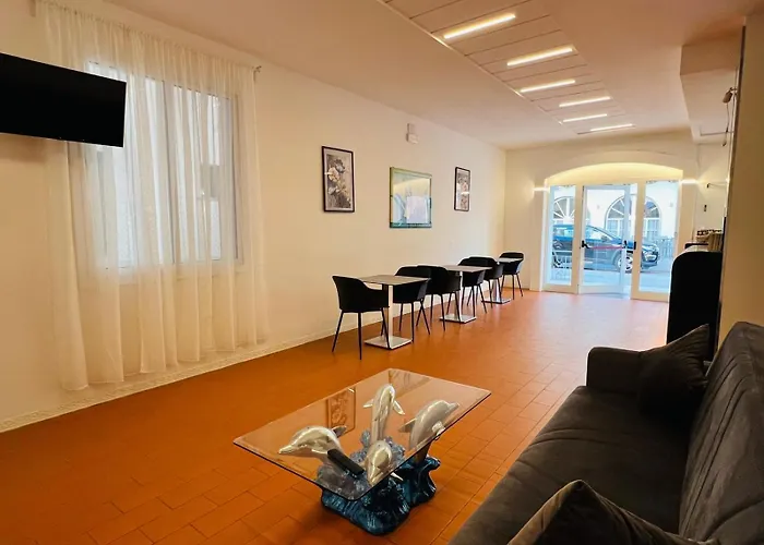 فندق مبيت وإفطار Hotel Villa Carolina بيلاريا-إيجيا مارينا