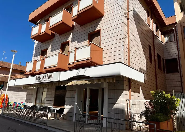 Hotel Villa Carolina فندق مبيت وإفطار