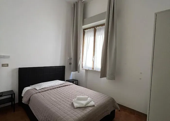 فندق مبيت وإفطار Hotel Villa Carolina 4*