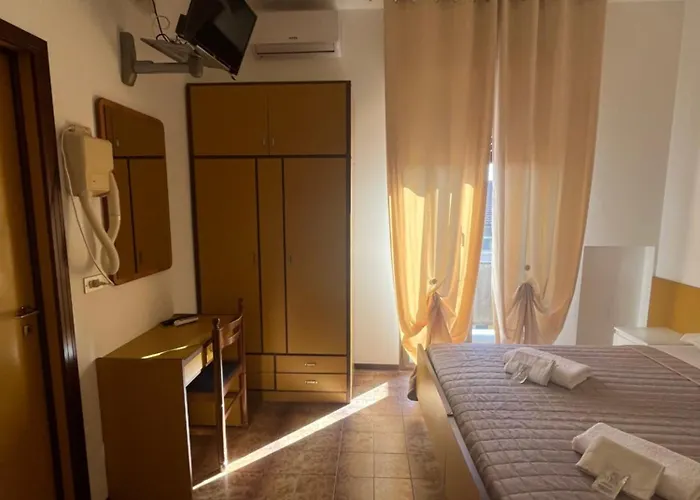 Frühstückspension Hotel Villa Carolina 4*