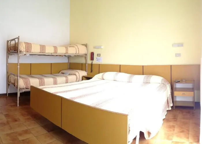 فندق مبيت وإفطار Hotel Villa Carolina بيلاريا-إيجيا مارينا
